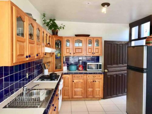Nido De Colibr� En C�ntrica Villa Con Jard�n!