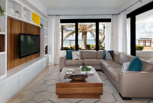 Apartamento Playa de La Paz - Luxury 2 Bedroom Condo Ocean Front