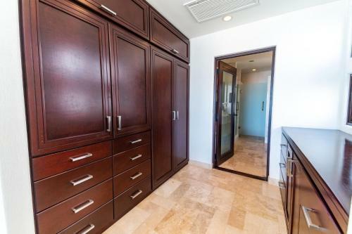 Apartamento Playa de La Paz - Luxury 2 Bedroom Condo Ocean Front