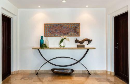 Apartamento Playa de La Paz - Luxury 2 Bedroom Condo Ocean Front