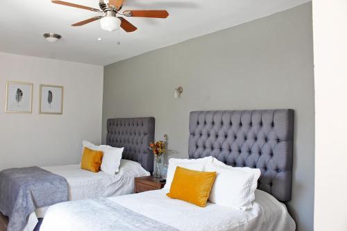 Hostal Suites Ciento 37