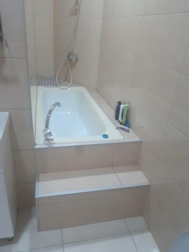 Apartamento Kvartira Tbilisi