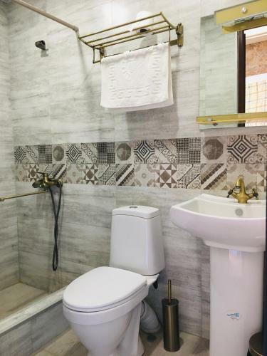 Hostal Guest House Happy Holiday
