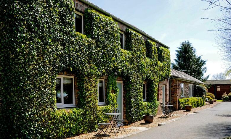 Bed & Breakfast The Poplars Rooms & Cottages
