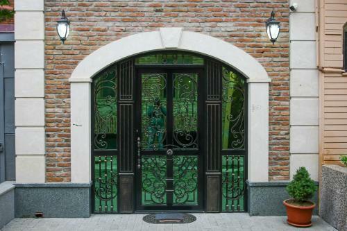 Hotel Pushkin Ii/1a