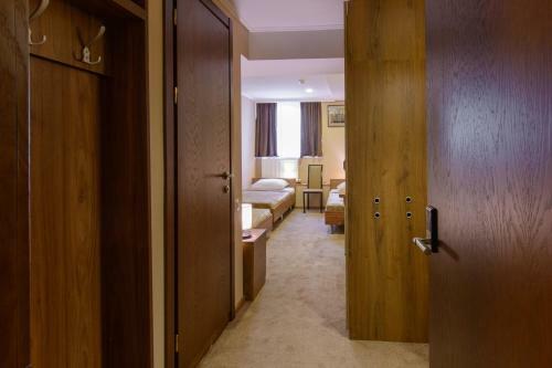 Hotel Reverence