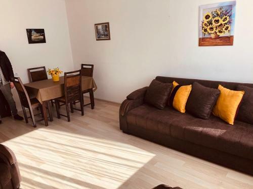 New Apartment On Marjanishvili Ave