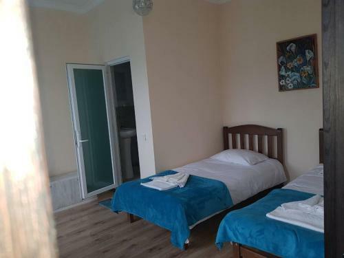 Bed & Breakfast Upstairs Hotel Tbilisi