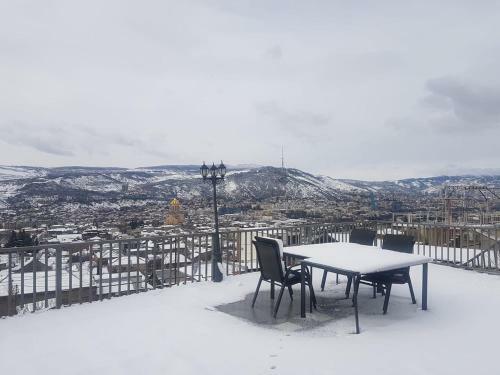 Bed & Breakfast Upstairs Hotel Tbilisi