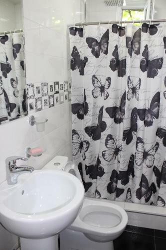 Hostal Easy Guest House