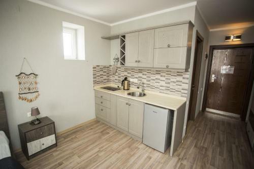 Stone Apartment Khimshiashvili 15b