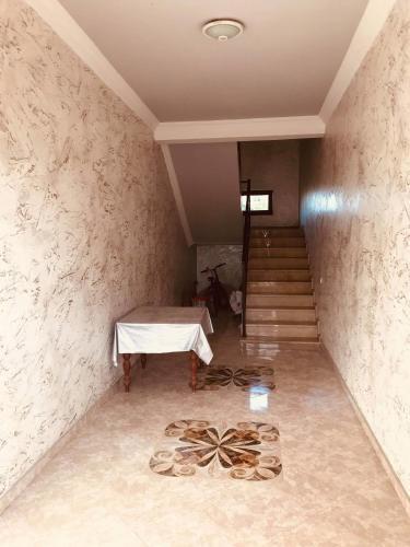 Hostal Dom Fridon Angisa 17