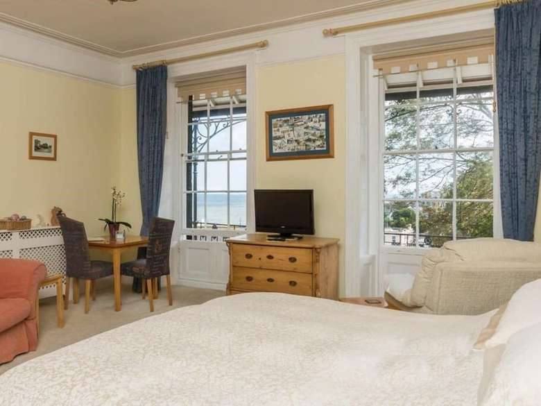 Bed & Breakfast Lammas Park House