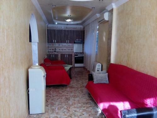 Hostal Mzeos House