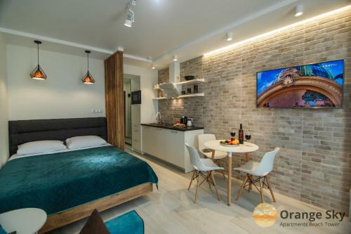 Orange Sky Apartments Beach Tower