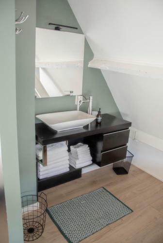 Bed & Breakfast Tiny House Lindenhouse