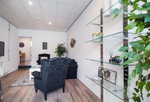 Luxurious Two Bedroom Apartment A Kwartier Center