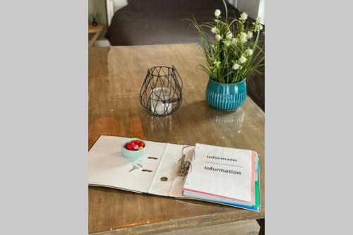 Apartamento Warm Welkom! Zeer Ruime Priv� Studio Met Tuin
