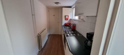 Zomerhuis, Centraal Gelegen, Rustige Locatie.