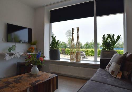Sfeervol Vakantiehuis In Holwerd