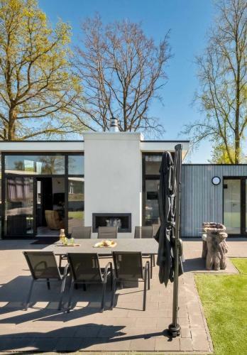 Cube Exclusive Plus Mit Meerblick Am Strand Im Droompark Bad Hoophuizen
