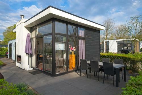 Cube Exclusiv Hulst 32 ~uitzicht Op Het Veluwemeer
