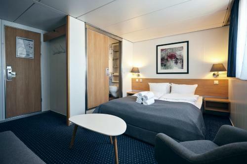 Dfds Ferry - Amsterdam To Newcastle