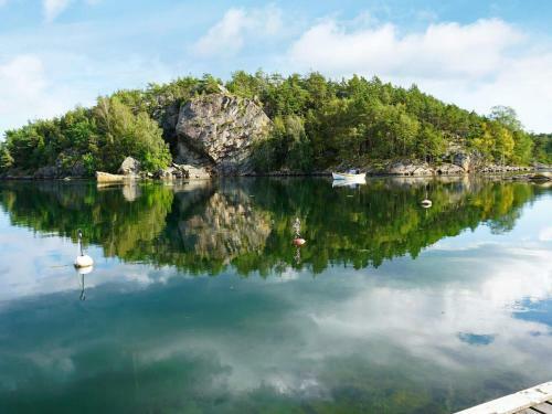 Holiday Home Fiskeb�ckskil V