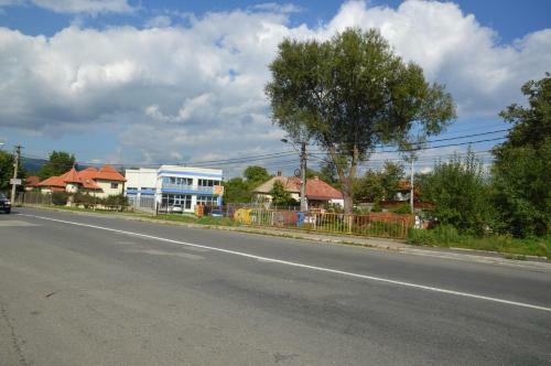 Hostal Baza Sportiva Adelina