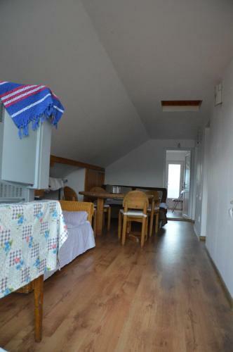 Hostal Baza Sportiva Adelina