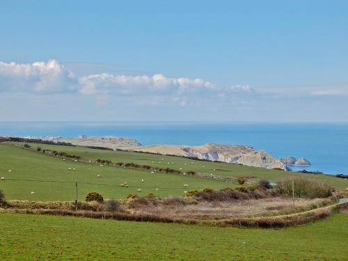 Home Park Farm Cottages A