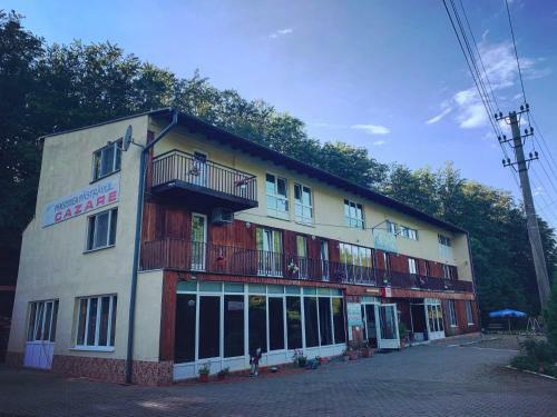 Hostal Pensiunea P?str?vul