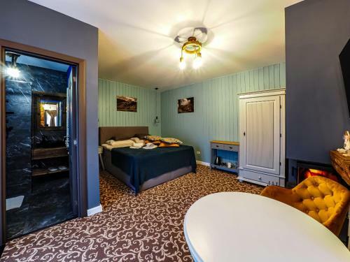 Bed & Breakfast Residence Rooms Bucovina