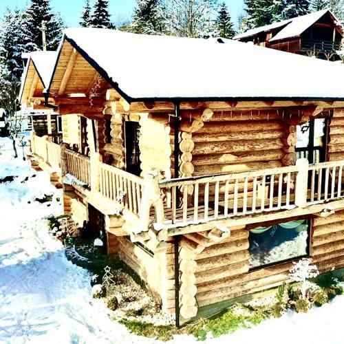 Villa The Mountain's Sea Chalet