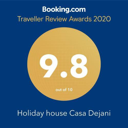Holiday House Casa Dejani