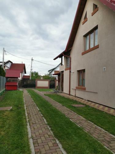 Vila De Vacanta Curtea De Arges