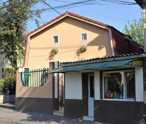 Hostal Pensiunea Everest