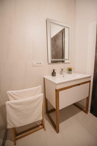 Nuez Apartments