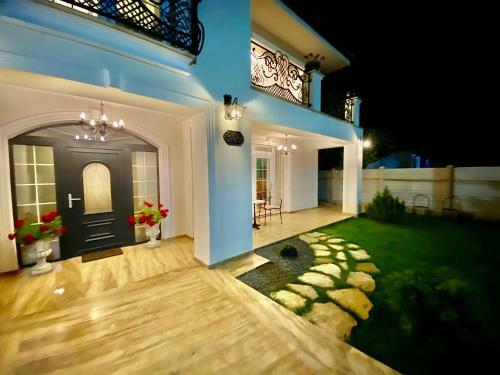 Sarada Boutique Luxury Apartment
