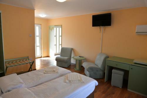 Hostal Casa Leucian