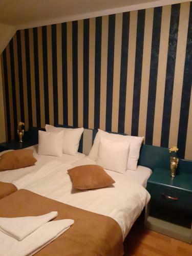 Hostal Casa Leucian