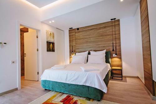 No 6 Apartments