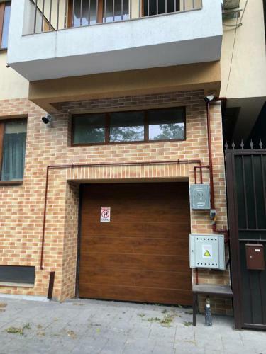 Green Apartment- Brilliant Apartments