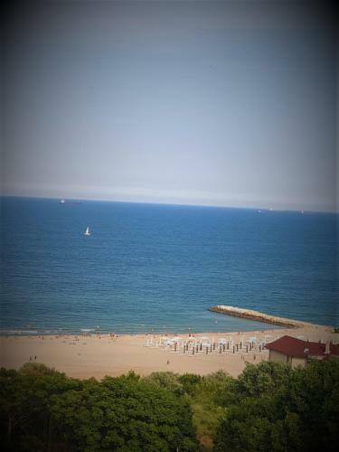 Apartamento Prime Location, Sea View Flat Near The Beach