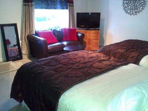 Hostal No 7 Priory Guest House
