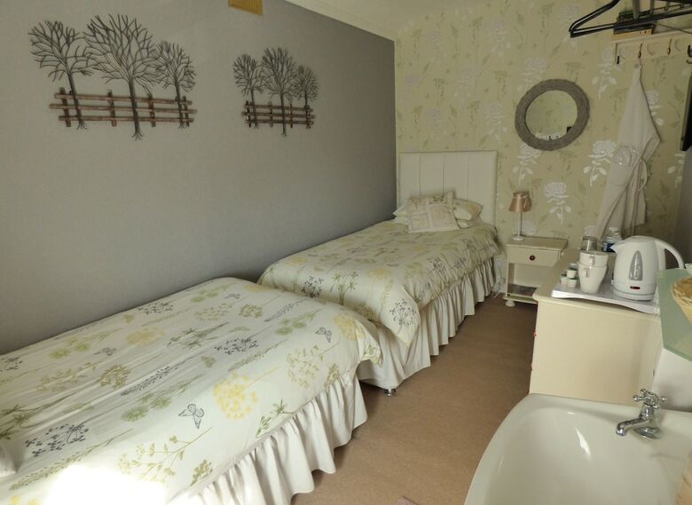 Hostal Maison Dieu Guest House