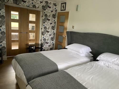 Bed & Breakfast Llamas Pyjamas