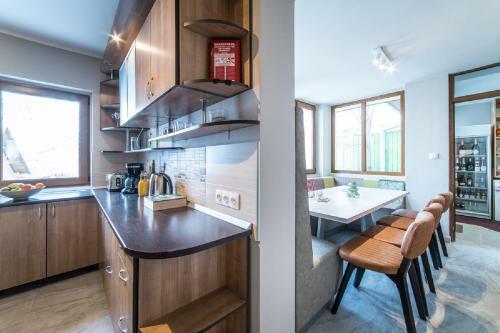 Casa Stella - Spacious Central Villa