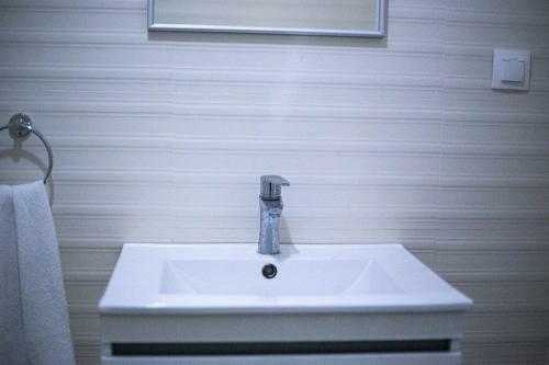 One Room Apart T3 With Free Parking