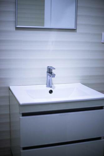 One Room Apart T3 With Free Parking